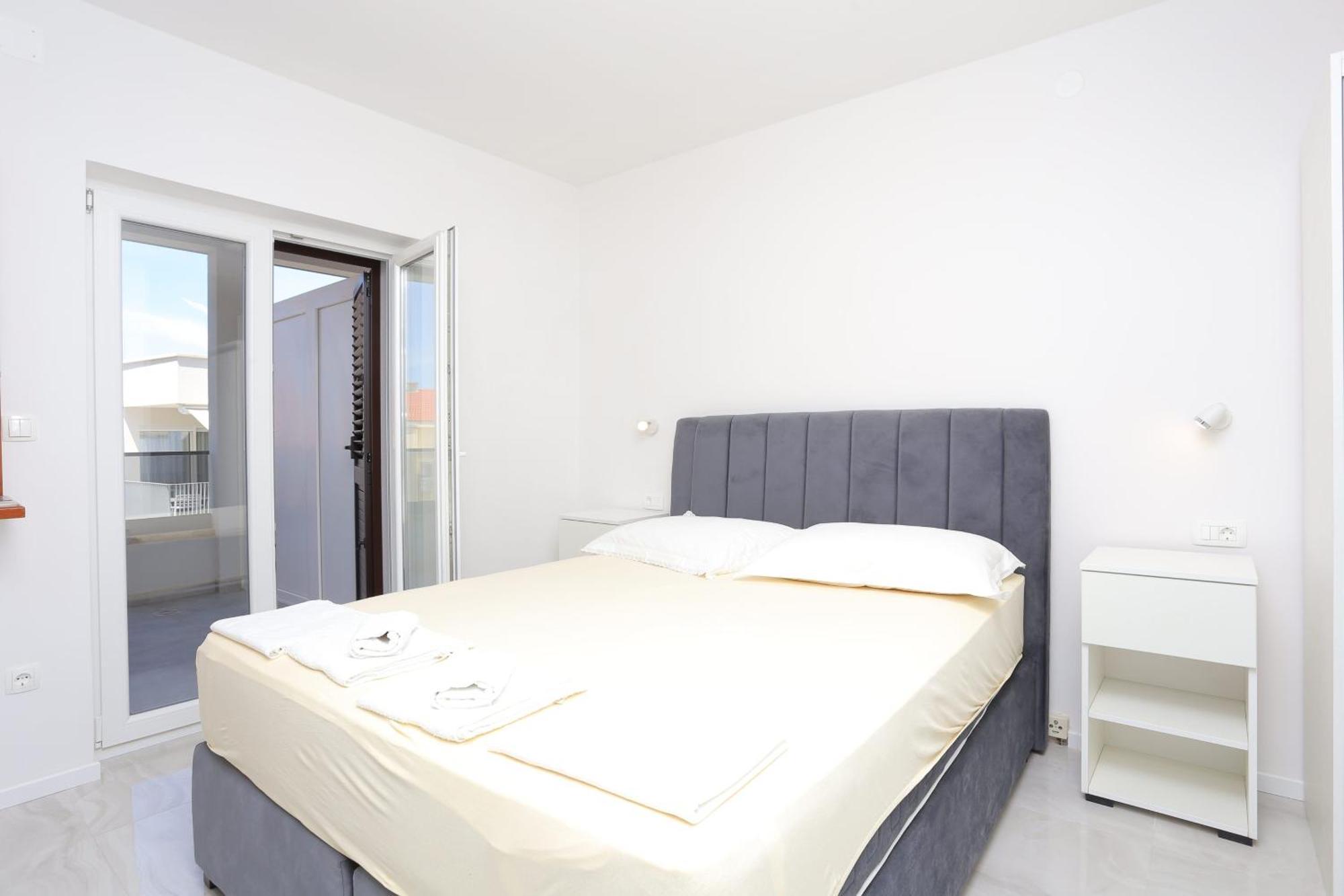 Apartments With A Parking Space Baska Voda, Makarska - 6773 外观 照片
