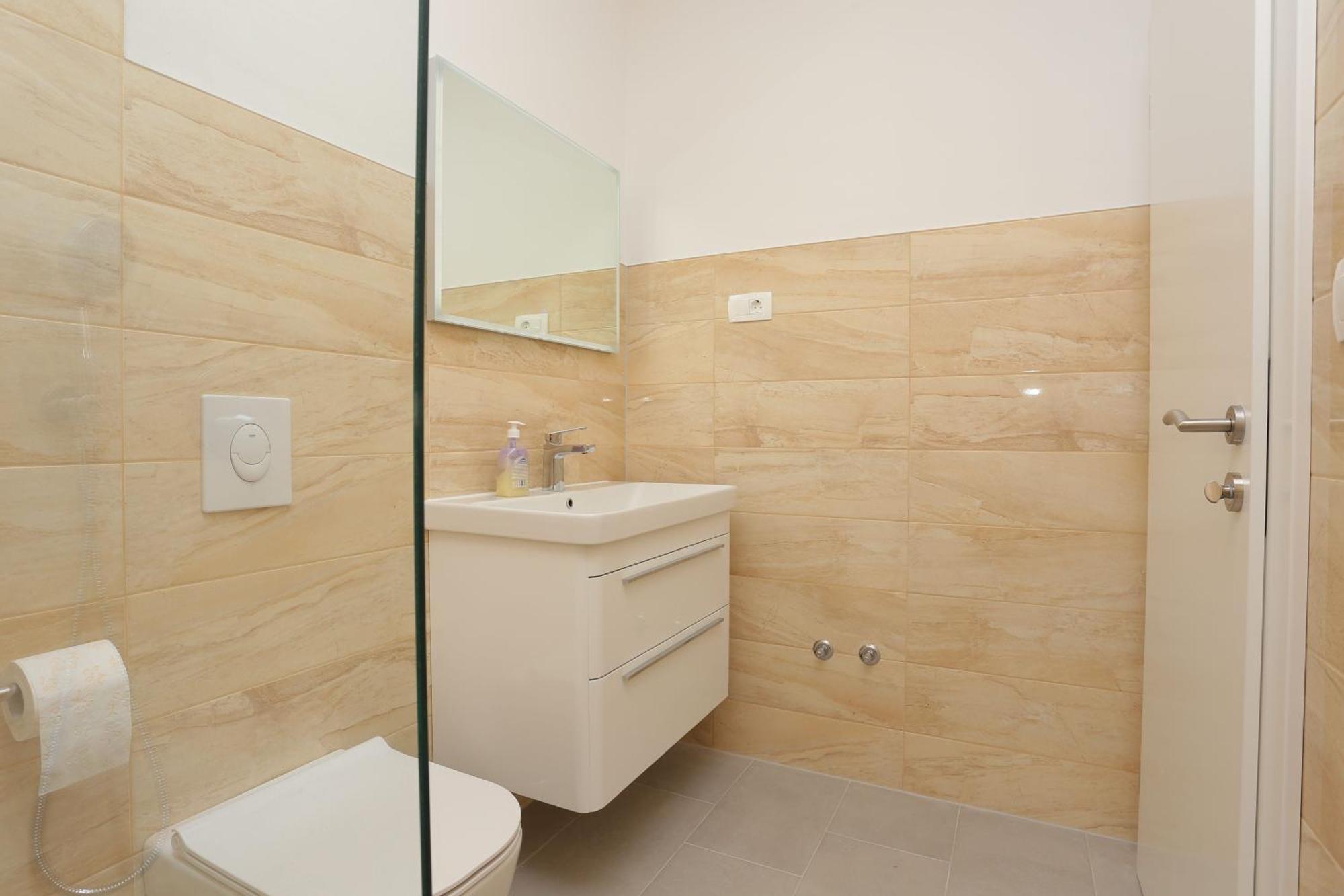 Apartments With A Parking Space Baska Voda, Makarska - 6773 外观 照片