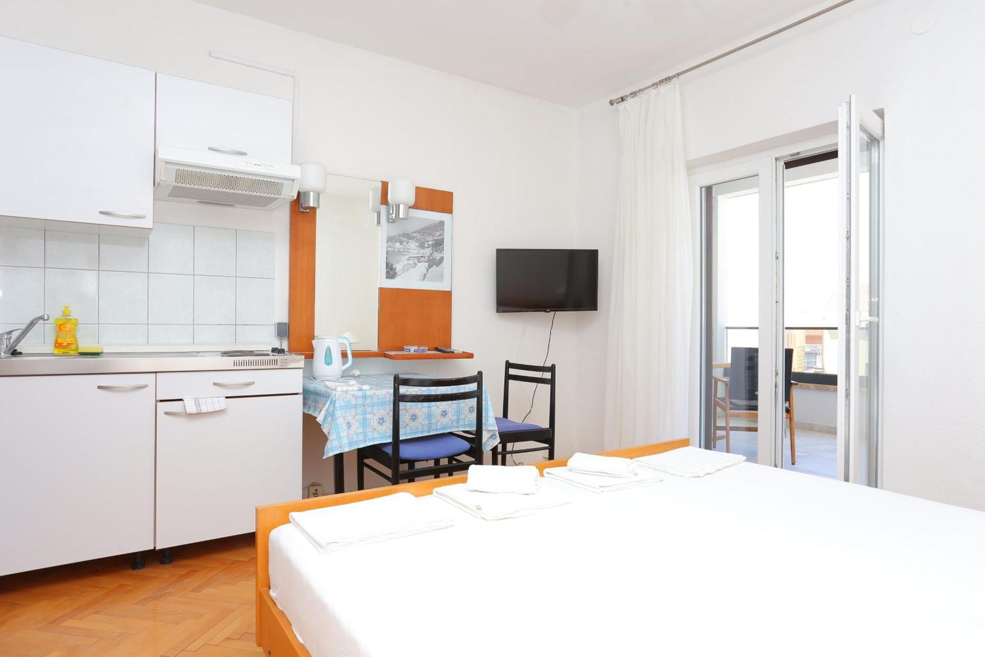 Apartments With A Parking Space Baska Voda, Makarska - 6773 客房 照片